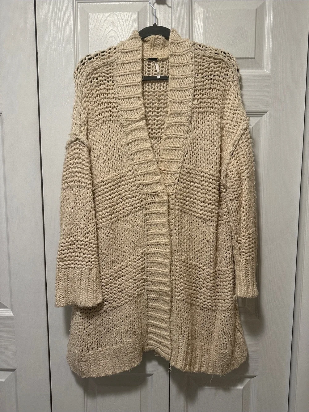 Free People Oversized Chunky Knit Cardigan. Size small